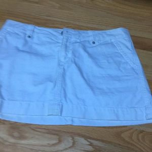 White gap skirt size 8